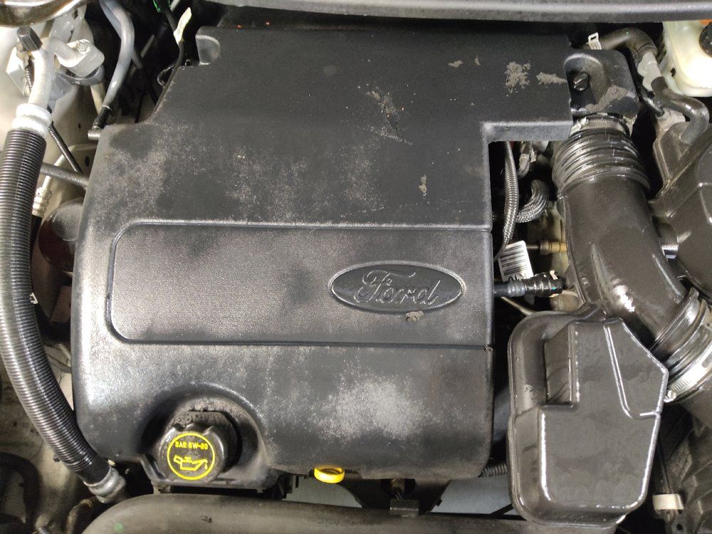 Used 2017 Ford Explorer XLT w/ Equipment Group 202A FWD image 30