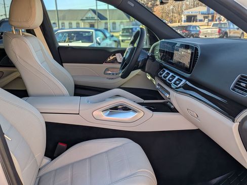 Certified 2024 Mercedes-Benz GLE 450 4MATIC image 40