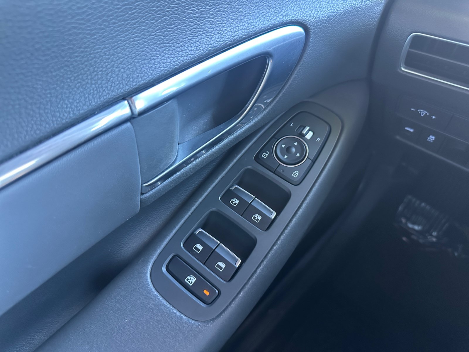 Used 2023 Hyundai Sonata SEL Plus w/ Cargo Package FWD image 19