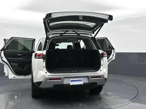 Used 2022 Nissan Pathfinder SL w/ SL Premium Package FWD image 69