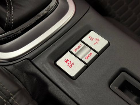 Used 2025 Toyota GR86 RWD image 28