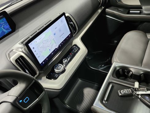 Used 2025 Ford Expedition Max Active image 33