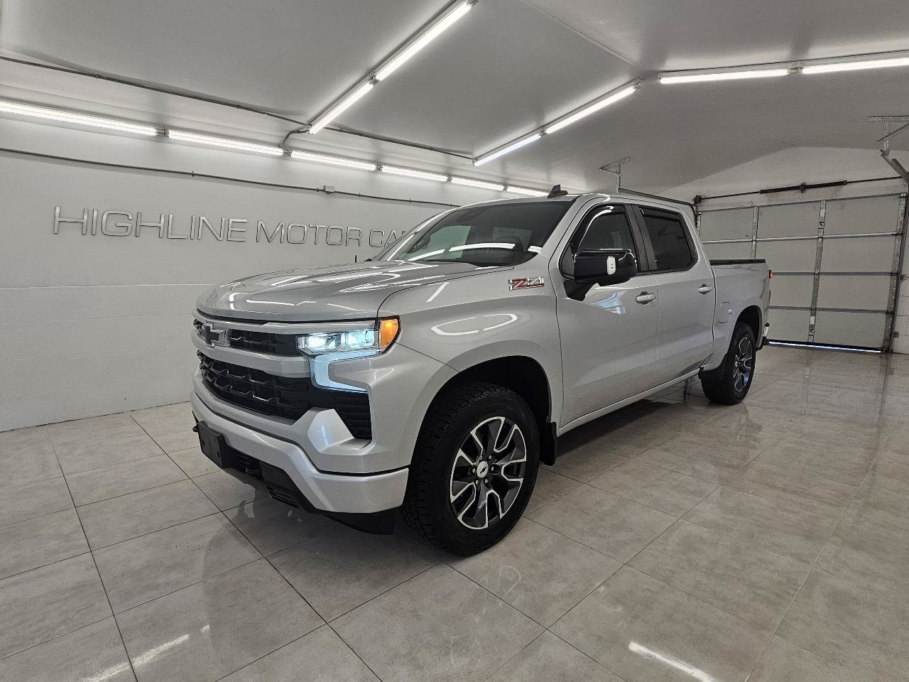 Used 2022 Chevrolet Silverado 1500 RST w/ RST All Star Premium Package AWD/4WD image 1