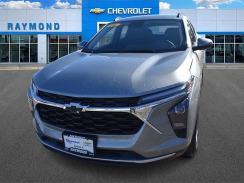 New 2026 Chevrolet Trax LT w/ LT Convenience Package image 8