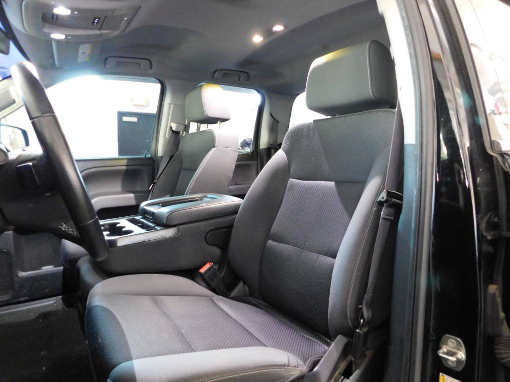 Used 2017 GMC Sierra 1500 SLE AWD/4WD image 3