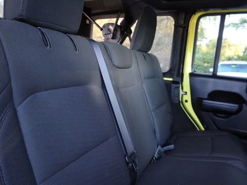 Used 2022 Jeep Wrangler Unlimited Willys image 34