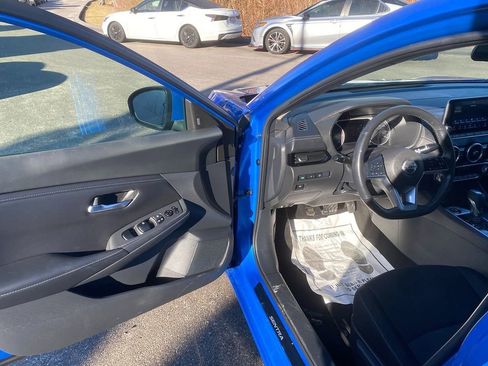 Used 2022 Nissan Sentra SV w/ All-Weather Package image 10