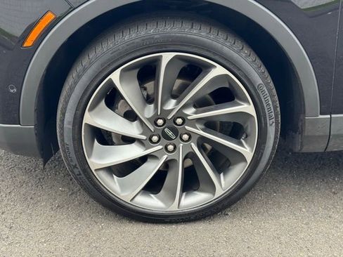 Certified 2023 Lincoln Nautilus Reserve w/ Equipment Group 201A image 9