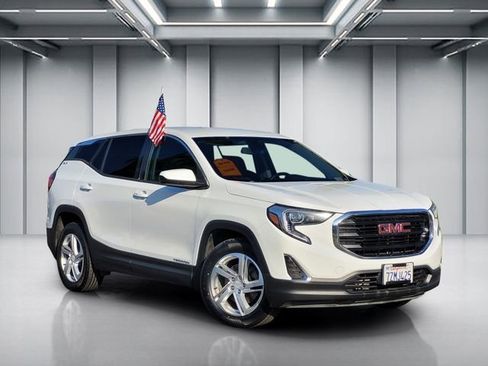 Used 2018 GMC Terrain SLE image 1