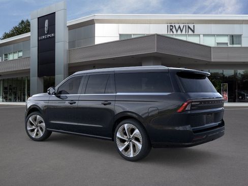 New 2026 Lincoln Navigator L Black Label AWD/4WD image 4