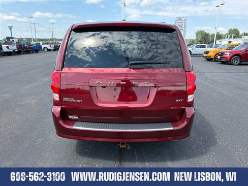Used 2020 Dodge Grand Caravan SXT FWD image 4