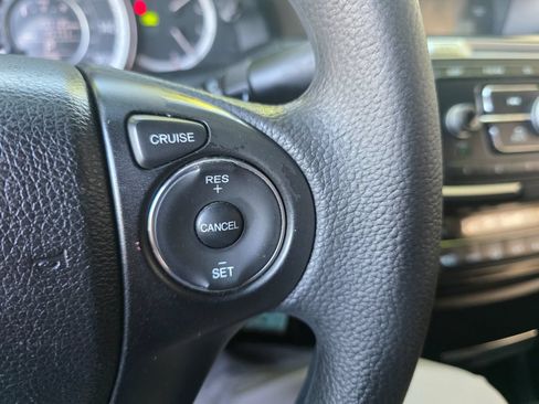 Used 2013 Honda Accord LX image 38