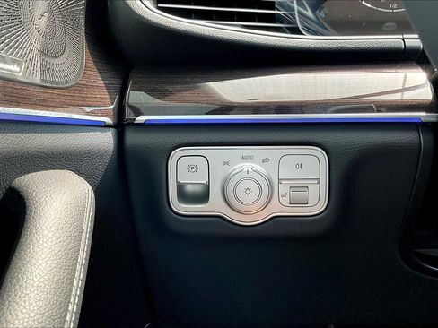 New 2026 Mercedes-Benz GLE 450 GLE 450 image 13