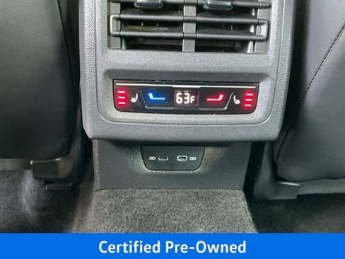 Certified 2022 Volkswagen Golf R AWD/4WD image 18