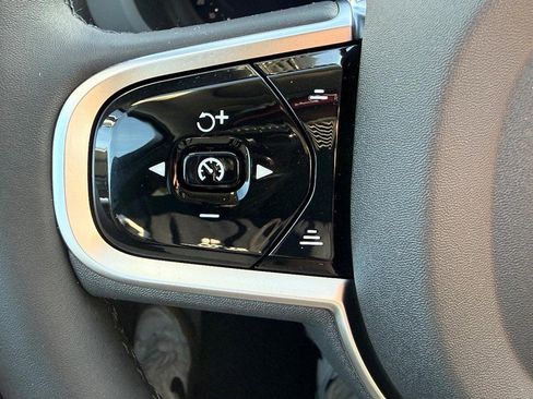 New 2026 Volvo XC60 B5 Ultra w/ Protection Package Premier image 12