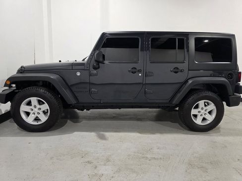 Used 2016 Jeep Wrangler Unlimited Sport w/ Quick Order Package 24S image 11