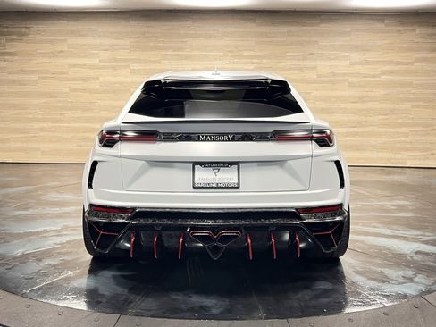 Used 2019 Lamborghini Urus image 13