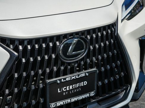 Used 2025 Lexus NX 350h AWD w/ Premium Package image 9