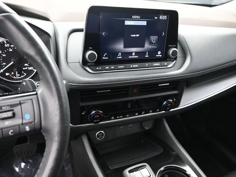 Used 2023 Nissan Rogue SV w/ SV Premium B Package FWD image 20