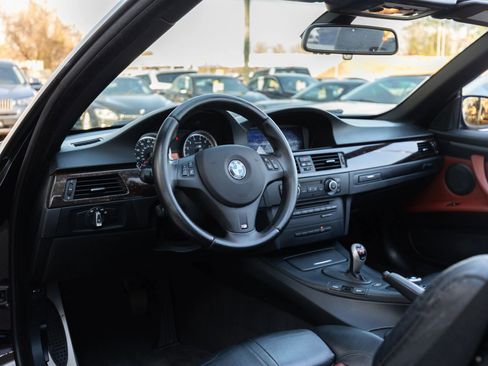 Used 2013 BMW M3 Convertible image 20