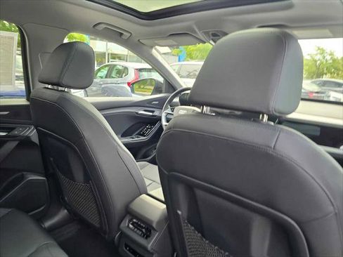 Certified 2025 Audi Q6 e-tron Premium Plus AWD/4WD image 16