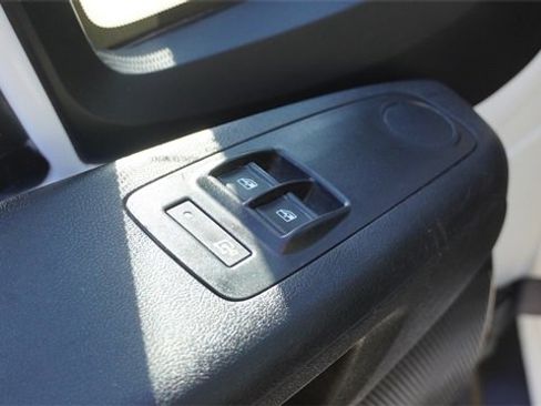 Used 2023 RAM ProMaster 2500 image 18