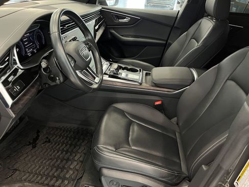 Used 2019 Audi Q8 Prestige w/ Towing Package image 16