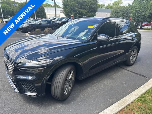 Used 2025 Genesis GV70 3.5T Sport AWD/4WD image 5