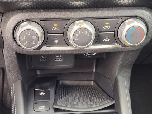Used 2024 Nissan Kicks SV FWD image 19