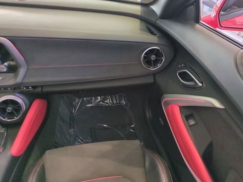 Certified 2021 Chevrolet Camaro ZL1 RWD image 17