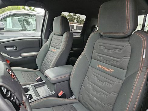 Used 2024 Nissan Frontier Pro-X image 4