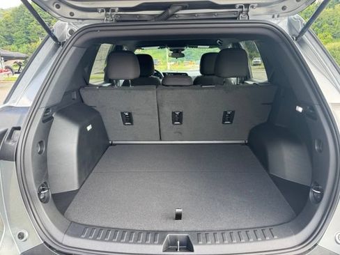 New 2027 Chevrolet Equinox LT AWD/4WD image 29