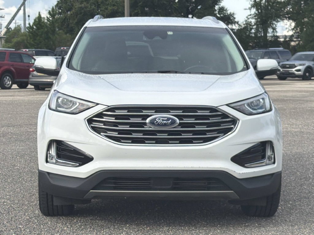 Certified 2020 Ford Edge SEL w/ Convenience Package AWD/4WD image 2