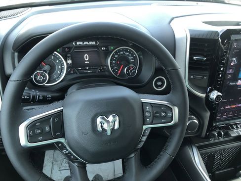 New 2026 RAM 1500 4x4 Crew Cab image 23