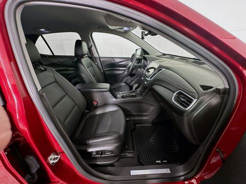 Used 2020 Chevrolet Equinox Premier image 31