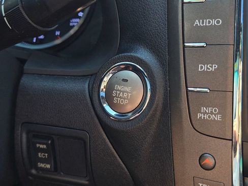 Used 2012 Lexus IS 250 w/ F-Sport Pkg w/Summer Tires RWD image 32