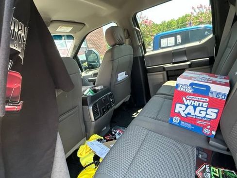 Used 2018 Ford F250 XLT w/ XLT Premium Package AWD/4WD image 9