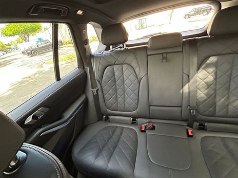 Used 2024 BMW X5 xDrive40i image 12