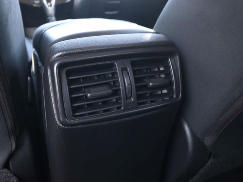Used 2022 Nissan Rogue Sport S FWD image 12