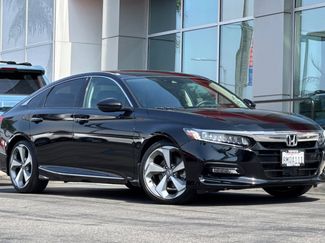 Used 2019 Honda Accord Touring video 2