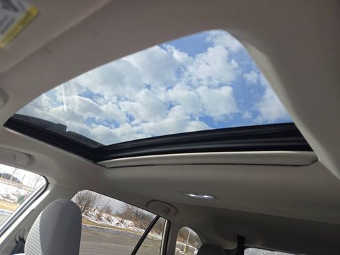 Certified 2025 Subaru Outback Premium w/ Popular Package #1A image 25