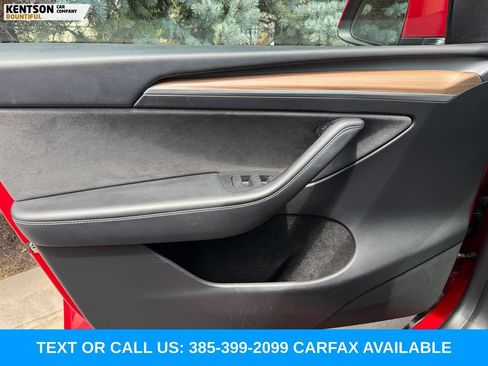 Used 2023 Tesla Model Y Performance AWD/4WD image 14