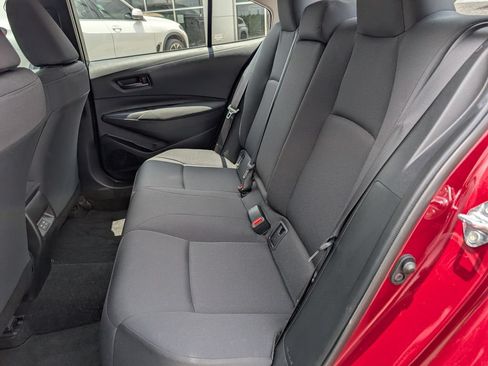 Used 2025 Toyota Corolla LE FWD image 31