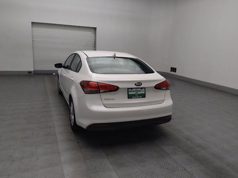 Used 2017 Kia Forte LX w/ LX Popular Package image 6