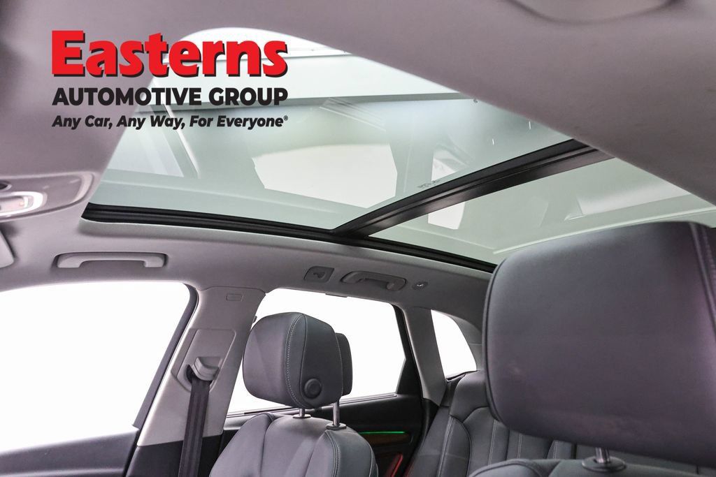 Used 2023 Audi Q5 Prestige w/ Prestige Package AWD/4WD image 38