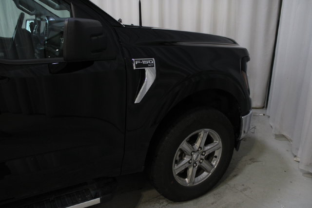 Used 2025 Ford F150 XLT w/ Equipment Group 301A Standard AWD/4WD image 33