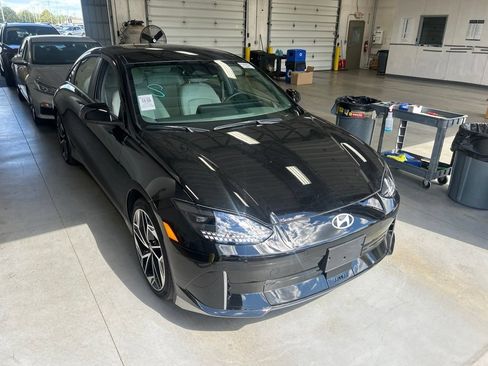 Used 2024 Hyundai Ioniq 6 SEL AWD/4WD image 1