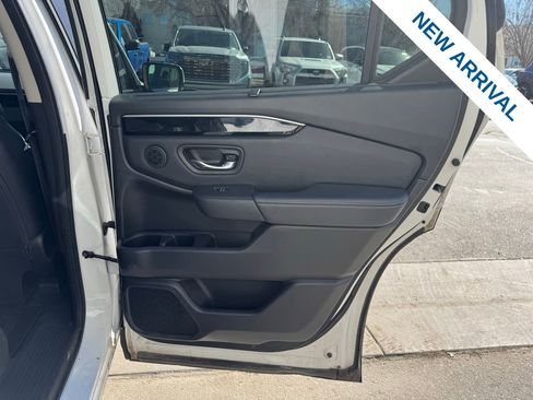 Used 2023 Honda Pilot EX-L image 13