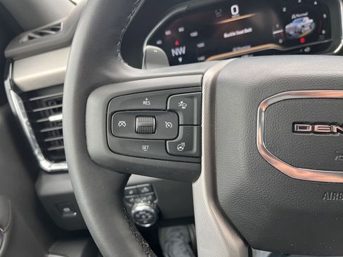 Used 2025 GMC Sierra 1500 Denali w/ Technology Package image 16