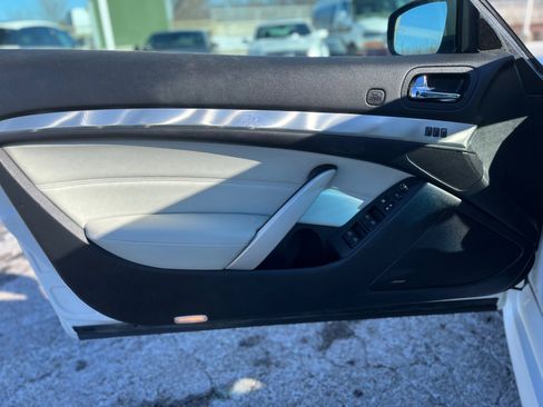 Used 2011 INFINITI G37 w/ Premium Pkg image 15